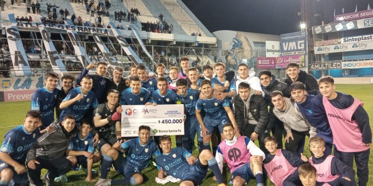 Atlético de Rafaela se metió en octavos de final de la Copa Santa Fe