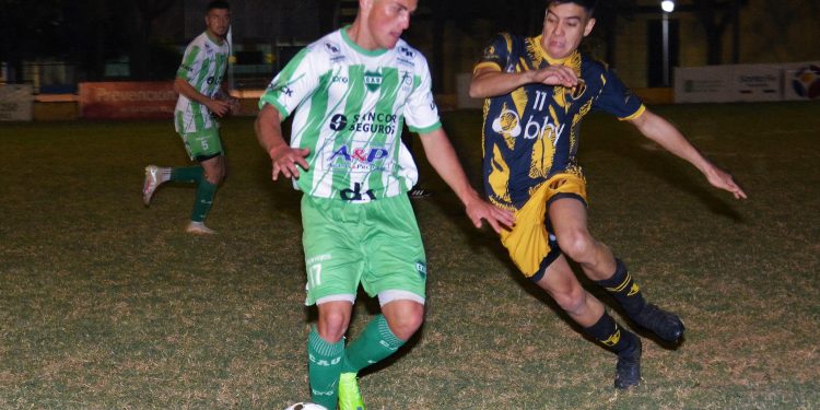 9 de Julio sacó ventaja en el choque rafaelino y el clásico de Sunchales terminó igualado