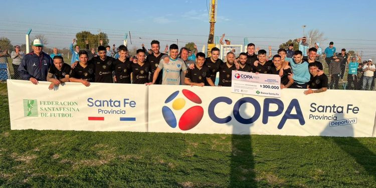 Unión de Totoras y Coronel Aguirre son los últimos clasificados a la tercera fase de la Copa Santa Fe