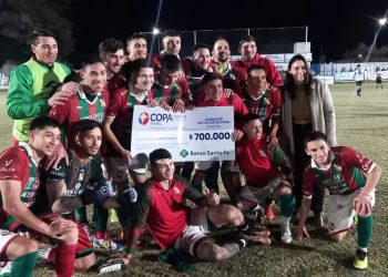 Sportivo Las Parejas despachó a Atlético Sastre y se metió en cuartos de final