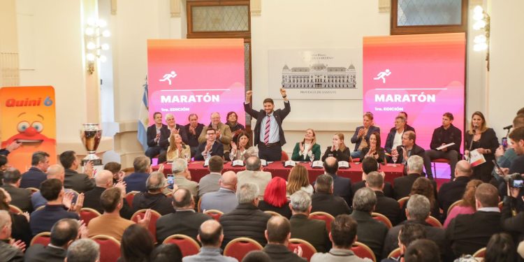 La pasión colmó el Salón Blanco en la presentación de la Copa Santa Fe 2024