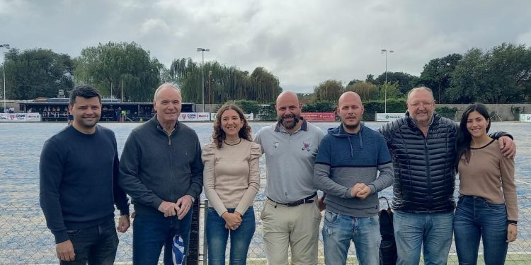 El inicio de la Copa Santa Fe de hockey tuvo color y emoción en las dos subsedes