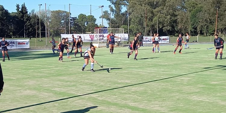 En Venado Tuerto comenzó a jugarse la Copa Santa Fe de Hockey