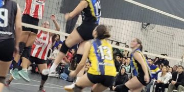 Comienza la actividad de vóley con un partido en Rafaela