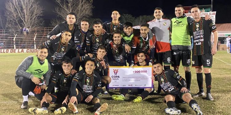 Sportivo Las Parejas, Central Córdoba y Juventud Pueyrredón avanzan en la Copa de fútbol de varones