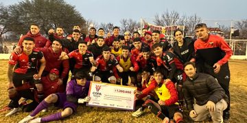 Por penales, Colón eliminó a Peñarol y avanzó en la Copa de fútbol masculino