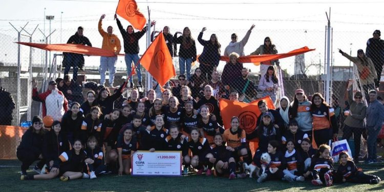 Adiur, a la final en la Copa Santa Fe de fútbol femenino