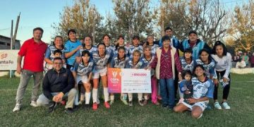 Fútbol femenino: Cuatro equipos clasificaron a la segunda fase este domingo