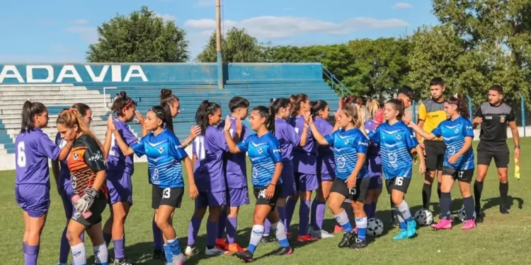 Con el clásico rafaelino se larga el fútbol femenino: Mirá los detalles de la fecha
