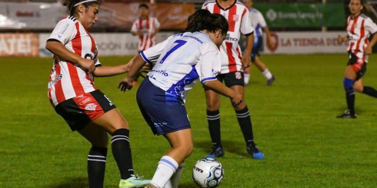 Fútbol femenino: 9 de Julio se quedó con el clásico de Rafaela y avanzó a segunda fase
