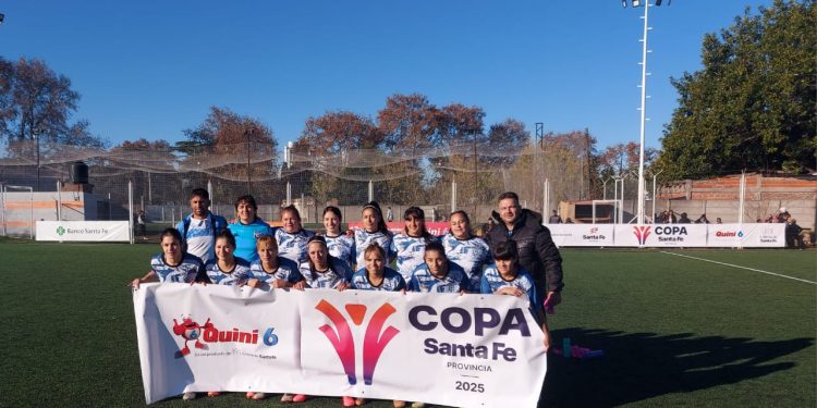 Fútbol femenino: San Jorge, Racing de Reconquista y Adiur avanzaron a cuartos de final