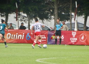 Fútbol femenino: La primera final fue empate y la definición será en Rosario