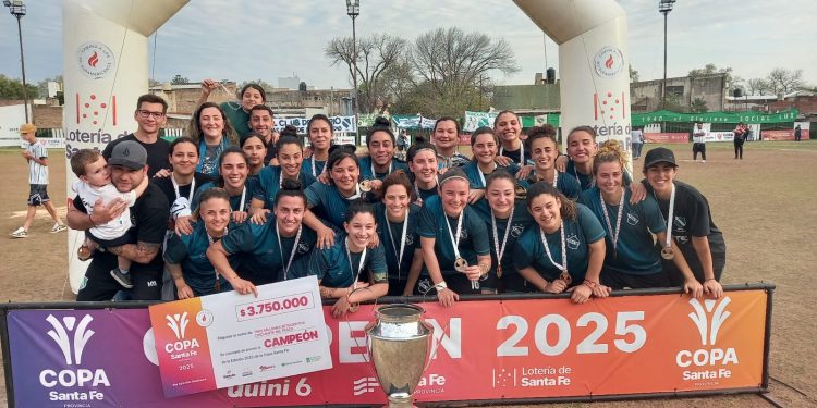 Social Lux se coronó en el fútbol femenino