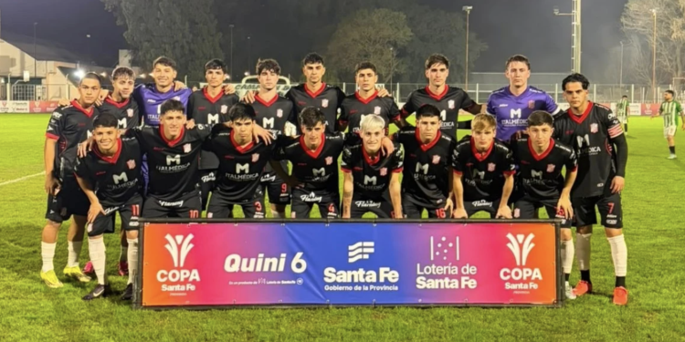 9 de Julio aplastó a Sanjustino y se clasificó a las semifinales de Copa Santa Fe